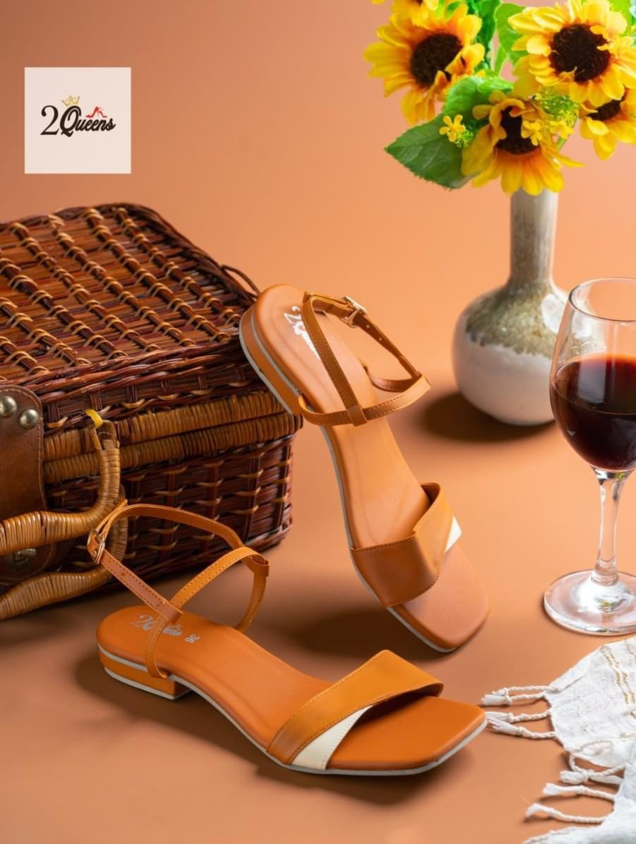 2Queens Sandal 001