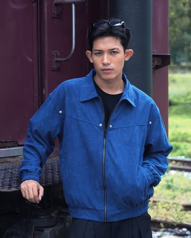 INFINITE Retro Wave Corduroy Jacket